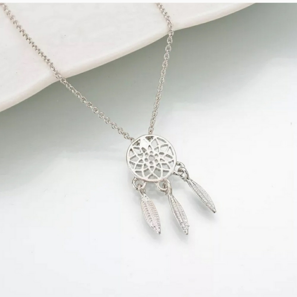 DREAMCATCHER NECKLACE- Silver plated new dainty - Picture 4 of 5